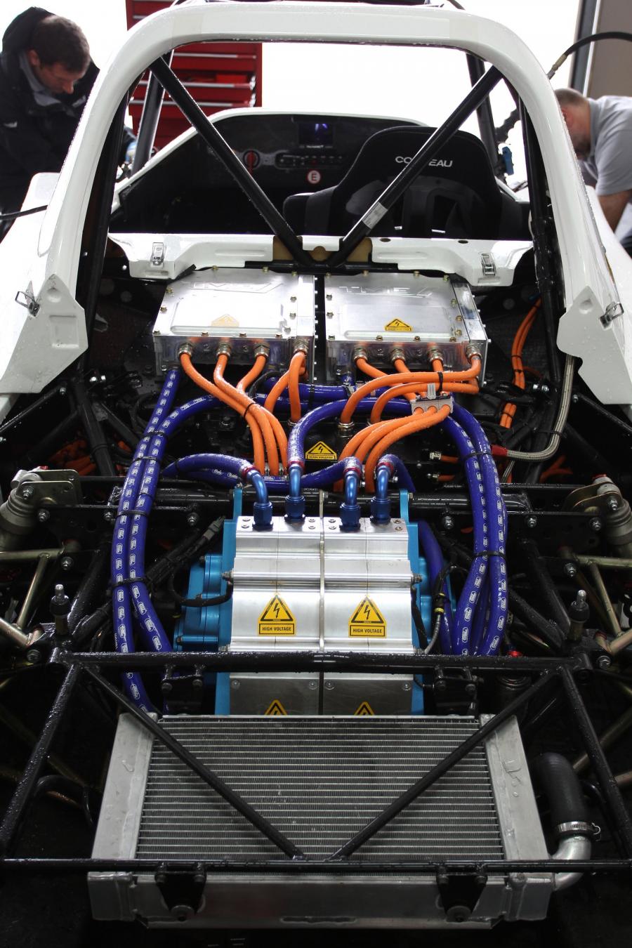  Toyota TMG EV P002 Pikes Peak Hill Climb 2012 года  (фото 2 из 7)